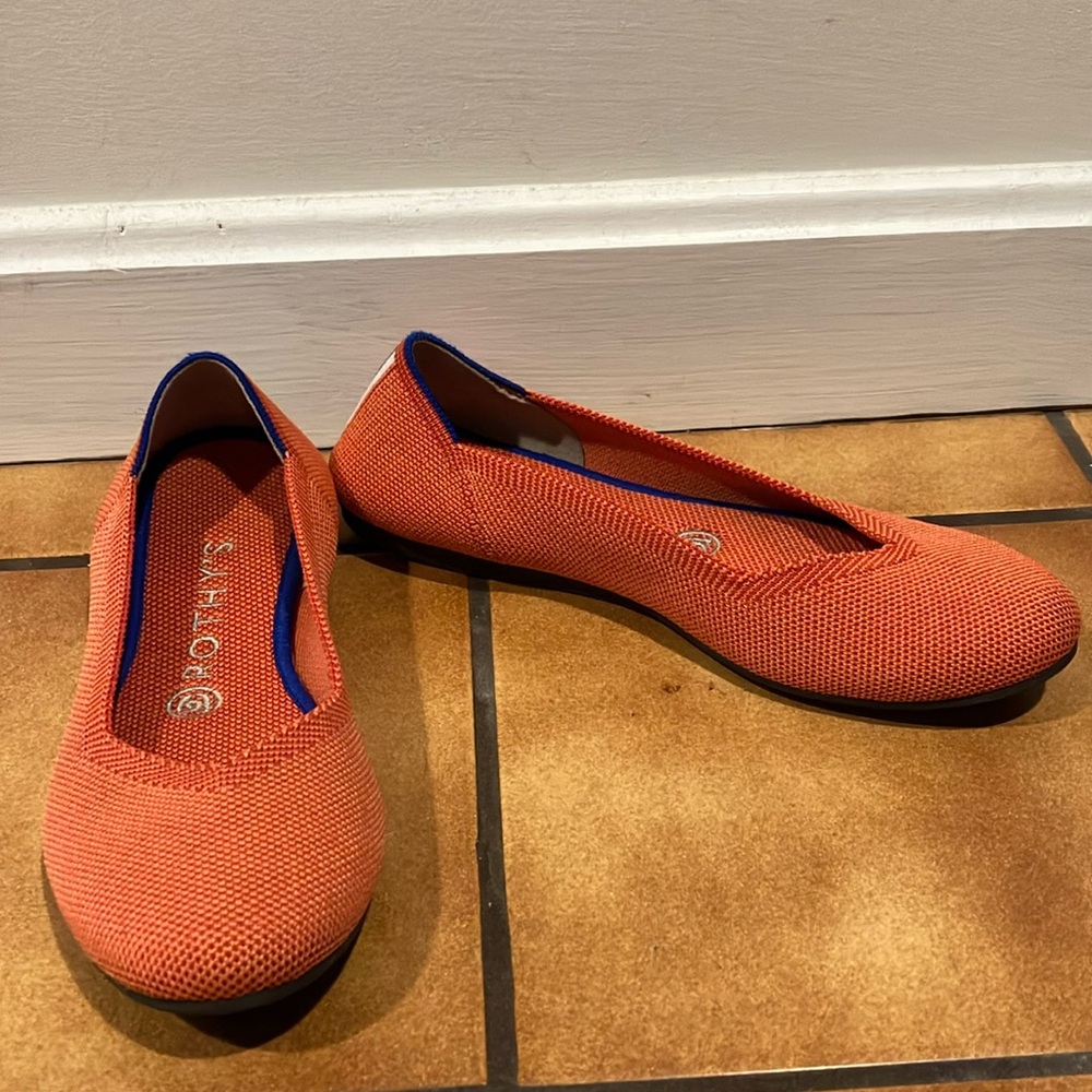 Rothy’s orange shoes flats 7